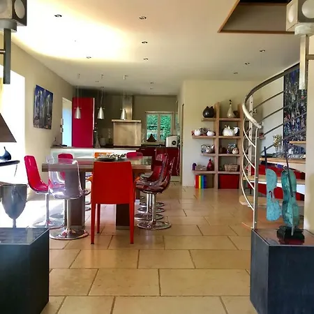 Villa Superbe Individuelle Avec Piscine Et Tennis Privatifs *