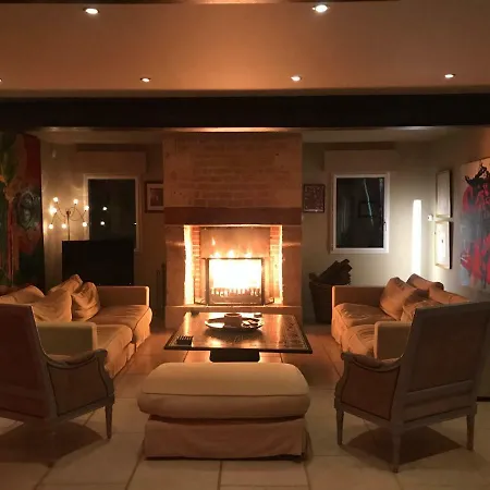 Villa Superbe Individuelle Avec Piscine Et Tennis Privatifs *